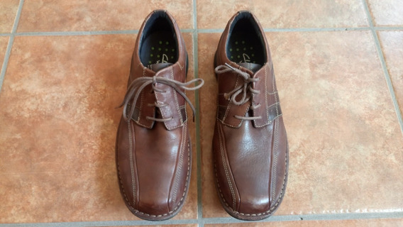 zapatos clarks usados