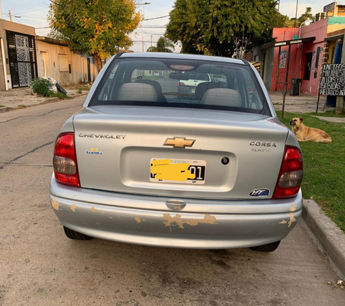 Chevrolet Corsa Classic 1.6 Gl Aa 4P