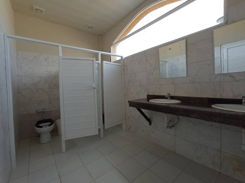 Imagen 6 de 10 de Local En Alquiler C.c. Macarena Plaza - La Cruz (3489-32)