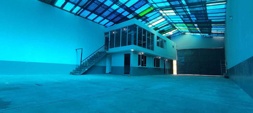 Imagen 9 de 14 de Renta De Nave Industrial Y/o Con Patio De Maniobras