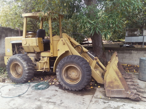 Vendo O Alquilo Pay Loader 554 B Jhon Deere 