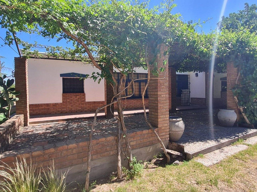 Imagen 3 de 15 de 4,2 Has Con Casa Patronal Y Viñedos