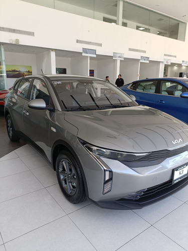 Kia K3 1.6 Lx Hatchback Mt