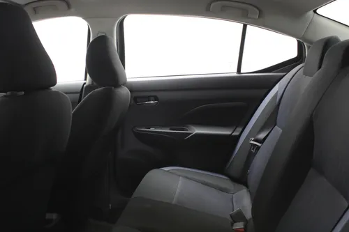 Nissan Versa 1.6 Advance Mt