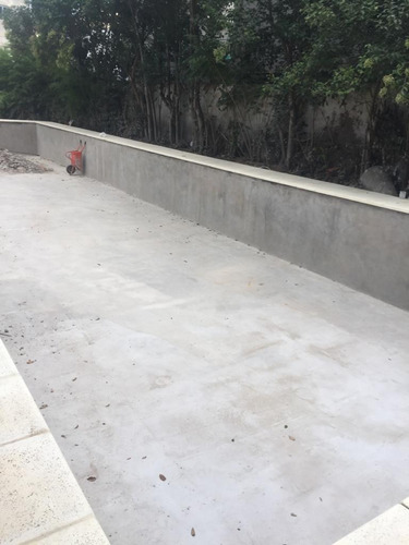Pileta De Hormigon Armado Y Proyectado E Gunitado