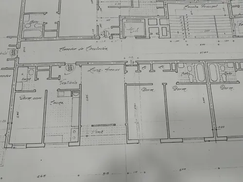 Departamento / Oficina Para Readecuar, Excelente Ubicación.