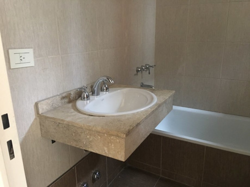 Imagen 4 de 14 de Departamento En Venta En Temperley Este
