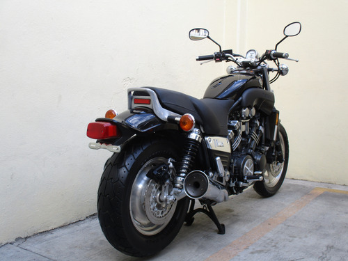 Yamaha V Max 1200