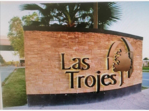 Terreno En Venta Las Trojes