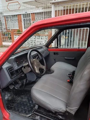 Mazda B2200 2.2 B2200 4x2