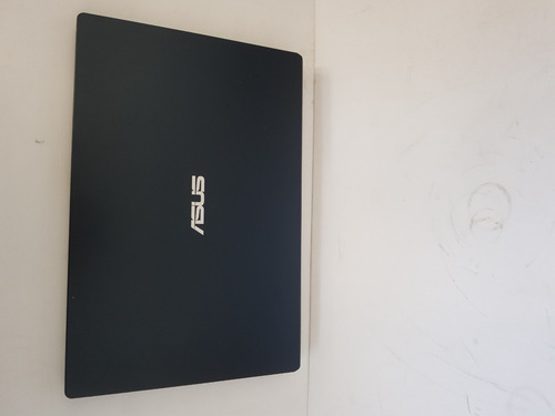 Asus Vivobook E410ma-220 Intel Celeron N4020 /4 /128 (Usado)