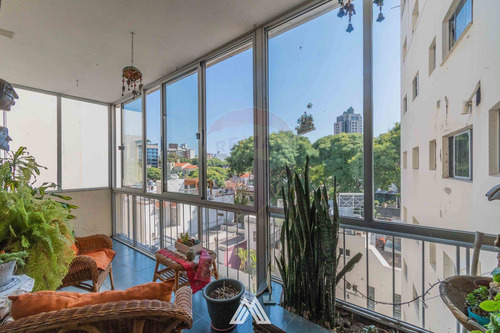 Imagen 1 de 18 de Venta De Apartamento En Pocitos