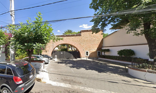 Hermosa Casa En Remate En Olivar De Los Padres / Alvaro Obregón