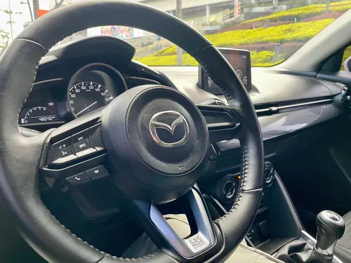 Mazda 2 Sport 1.5 Touring Mt