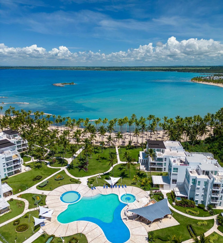 Villa En Venta En Playa Nueva Romana, A Estrenar.