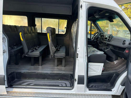 Mercedes-Benz Sprinter Van 417