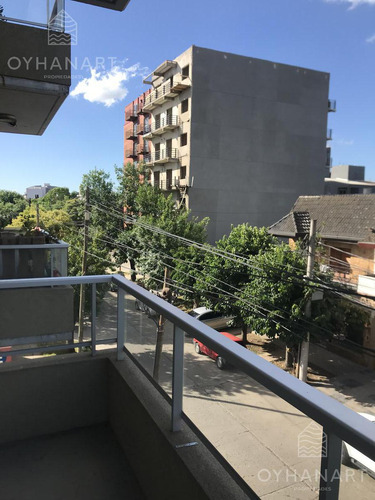 Departamento Dos Ambientes - Escobar, Bernardo De Irigoyen 244