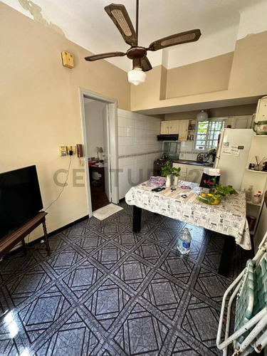 Venta Lote Moreno 975 Quilmes 8.66x30 Zonificación R1 73