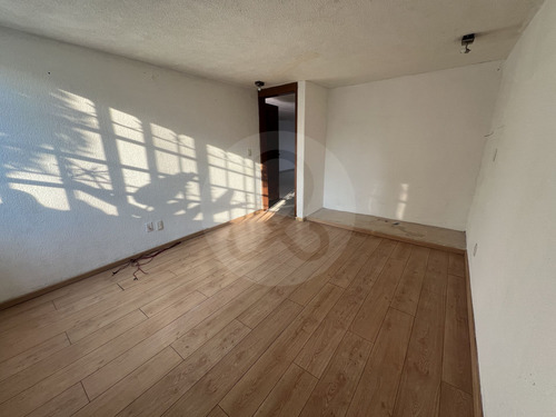 Casa En Condominio En Venta En Viveros De La Loma