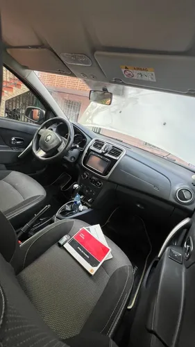 Renault Logan 1.6 Privilege / Intens