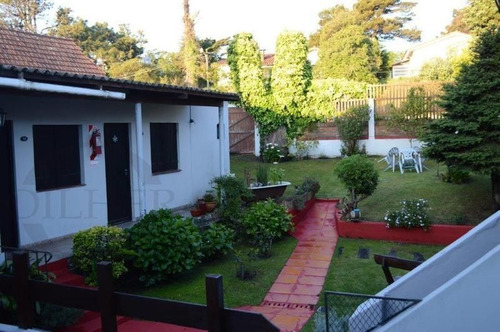 Venta, Gesell , Prestigiosa Hosteria , A Mts Del Centro Y Del Mar , Renta Segura