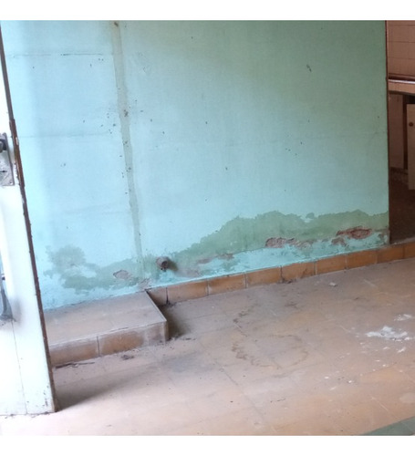 Casa Para Reciclar Con Gran Terreno Y Mucho Potencial En El Centro De Carmelo