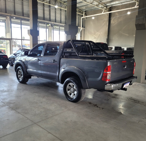 Toyota Hilux 3.0 Cd Sr 171cv 4x4 - C3