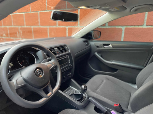 Imagen 5 de 6 de Volkswagen Jetta 2018 2.0 L4 Mt