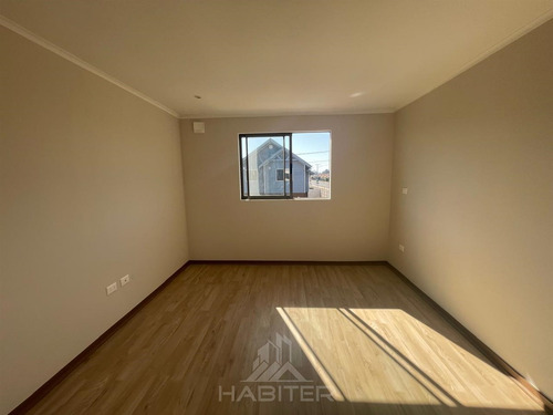 Casa En Venta De 3 Dorm. En Talca Las Rastras