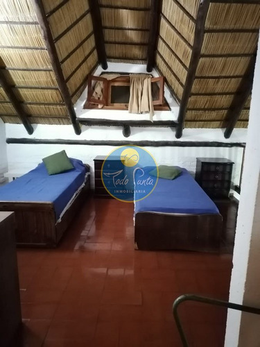 Imagen 10 de 21 de Casa En Pinares , 2 Dormitorios Y Medio 2 Baños