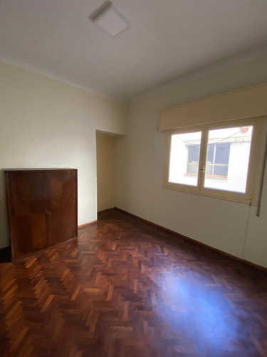 Casa Uso Profesional En Alquiler Lourdes