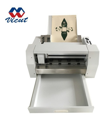Imagen 2 de 10 de Troqueladora Automática Digital Para Etiquetas Vicut Lcs A3+