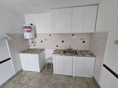 Alquiler Ph 4 Ambientes 2 Habitaciones La Rioja Lanus Oeste