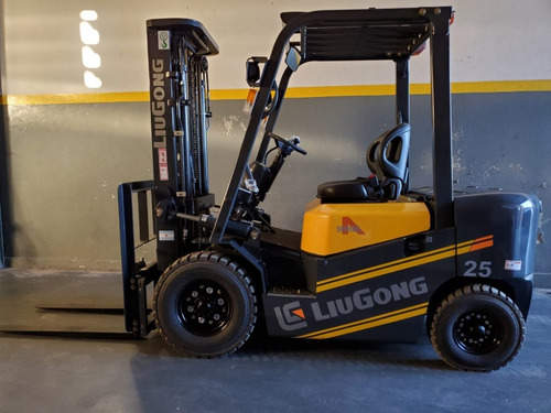 Montacargas Liugong 2.5 Toneladas 0km 2021 C/ Desplazador