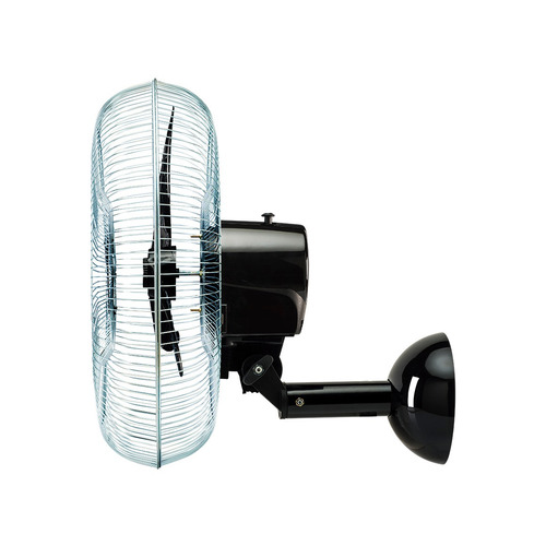 Imagem 2 de 4 de Ventilador de parede Ventisol Comercial preto com 3 pás de plástico, 50 cm de diâmetro 127 V/220 V