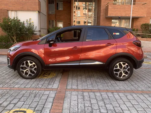 Renault Captur 2.0 Intens Automática
