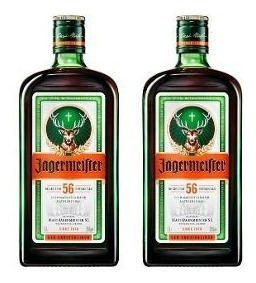 Imagen 2 de 7 de Jagermeister Twin Pack 2 Botellas 500ml + 2 Shots Estuche
