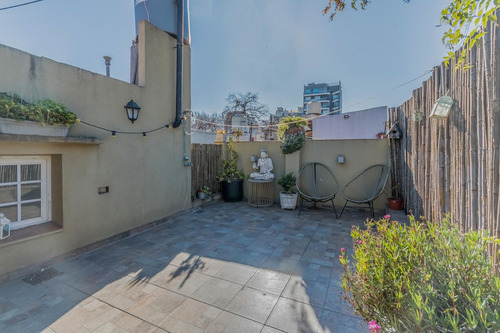 Venta P.h. 4 Ambientes, Con Patio, Quincho Y Terraza Propia. Barrio Flores. A Nuevo !!!