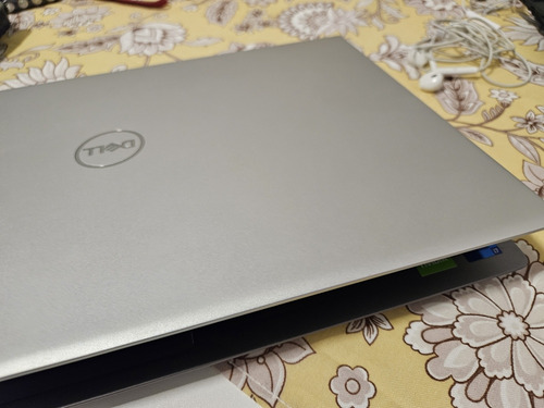 Notebook Dell Inspiron 15 5510 - I7 Prateado (Usado)