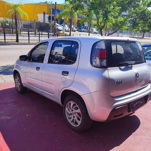 Imagem 2 de 5 de Fiat Uno 1.0 Evo Attractive 8v Flex 4p Manual