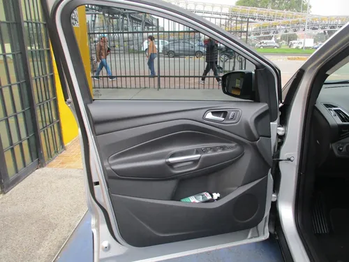 Ford Escape Titanium 4x4 2000cc At Aa
