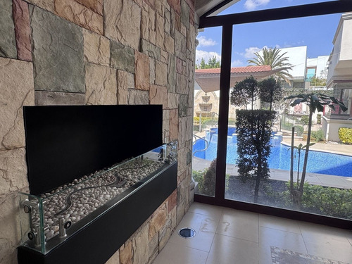Exclusiva Residencia En Venta En La Rica Juriquilla