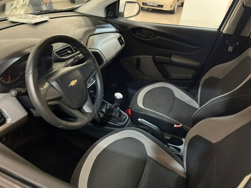 Chevrolet Onix Onix 1.0 MPFI LS 8V FLEX 4P MANUAL
