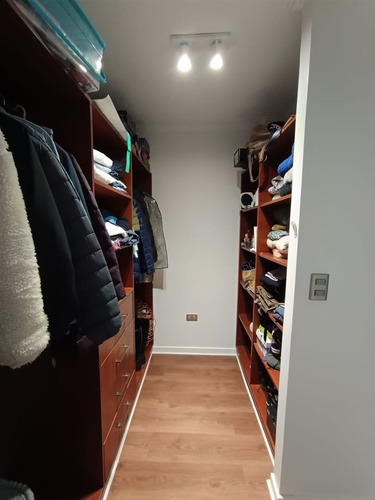 Exclusiva Casa En Condominio En Venta De 4 Dorm. En Machalí