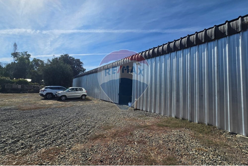 Arriendo De Bodega En Pelarco, Talca