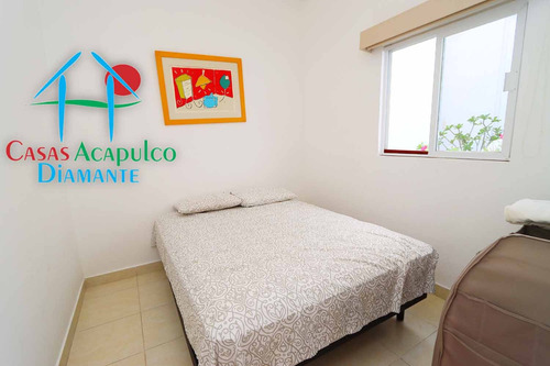 Cad Vindeza A 01. Terraza Con Salida Y Acceso A Jardín Y Albercas