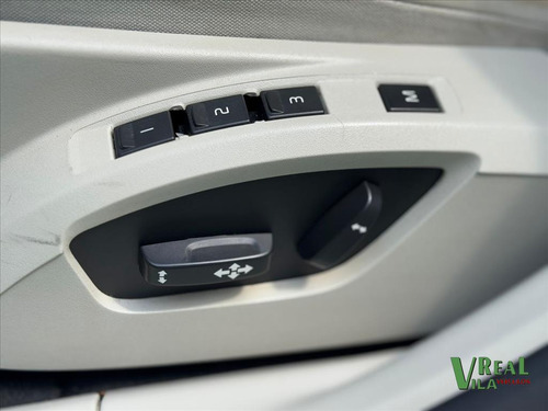 Volvo V40 2.0 T4 MOMENTUM GASOLINA 4P AUTOMÁTICO