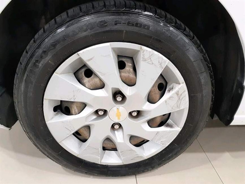 Imagem 12 de 12 de Onix 1.4 Mpfi Lt 8v Flex 4p Automático