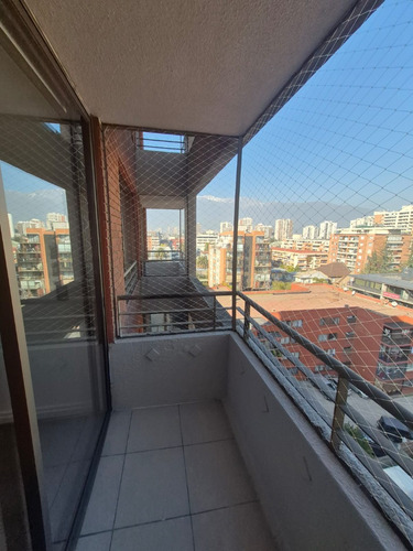 Departamento Plaza Ñuñoa 65 M2, 2 Dormitorios Y 2 Baños
