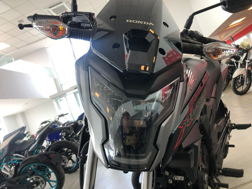Imagen 11 de 19 de Honda Xblade 160 - 100% Financiada - Tomamos Tu Moto Usada